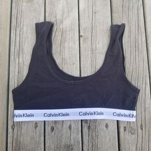 Calvin Klein girls sports bra